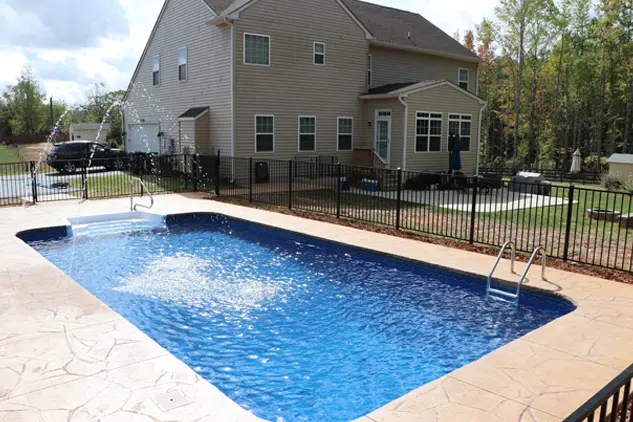  Experience Lasting Quality with a Hydra Vinyl Liner Pool